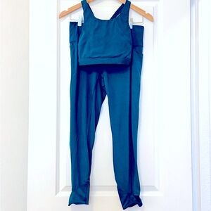 All in Motion Teal Workout Set (Sports Bra & Leggings). Like new!